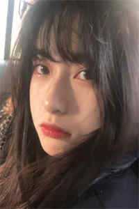 身边人都重生后，我成了团宠男主