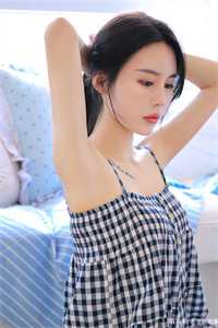 转行卖烧烤后，他桃花不断