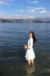 太子妃她柔美可人：冷酷太子掌中宝束玉绾小说