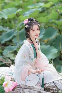 改嫁后，我成了渣男他娘