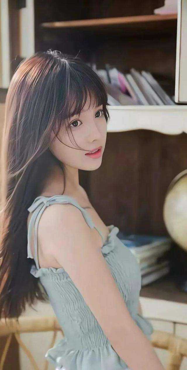 穿成女配和绿茶女主斗智斗勇