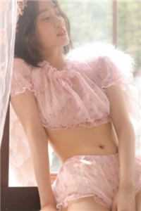 团宠：别惹女配，她身后皆是大佬