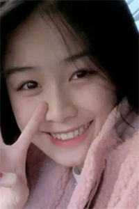 救命！顶级豪门一家都是女儿奴