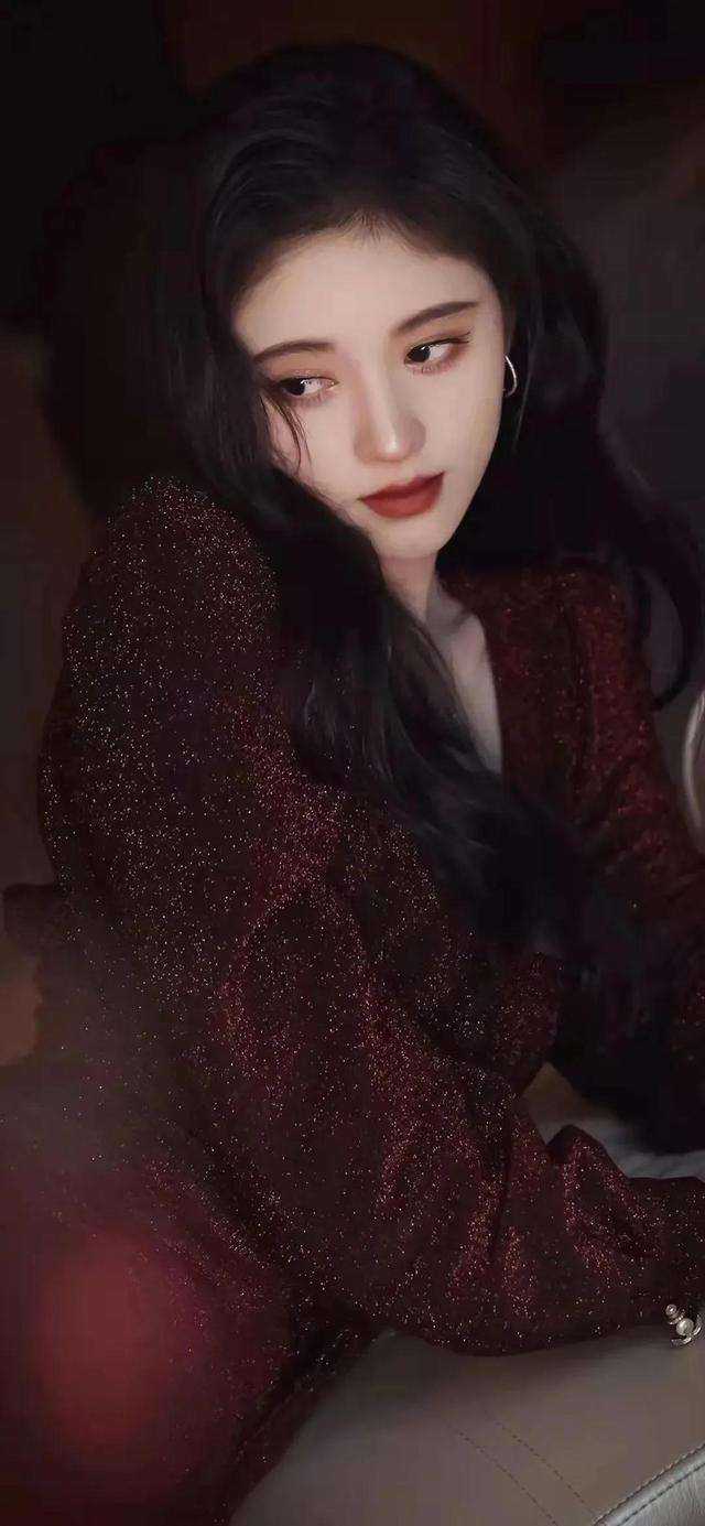 娱乐修罗场：恋综现场全是我前女友