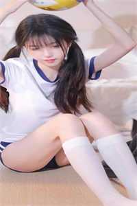 天才少女登场，假冒千金快闪开