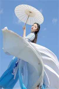 说好高空惊悚求生，你怎么开轰趴