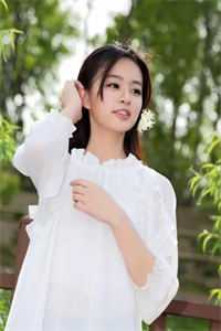穿成恶毒后娘，我尽全力洗白