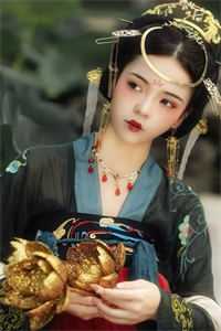 荒年锦鲤：开枝散叶，美女找上门