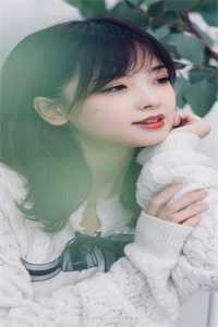 穿越后，他成了女帝的入幕之宾