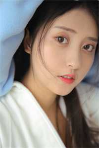 重生不舔校草后，反被他求婚啦