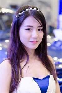 快穿：沙雕女配，带头风骚
