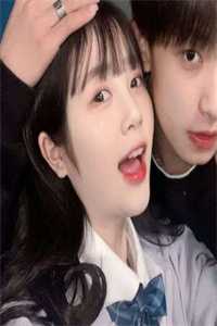带着女儿入宫后，她成了宫斗冠军