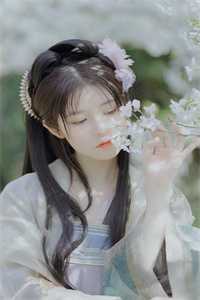 被女帝退婚后，我一秒获得至尊骨