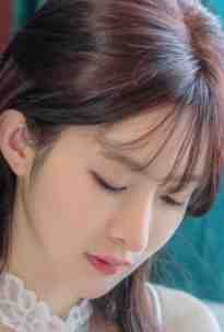 夫人离婚后，军阀大佬一夜白头