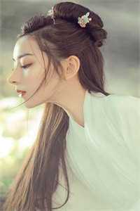 觉醒后，他成了宗门高攀不起的神
