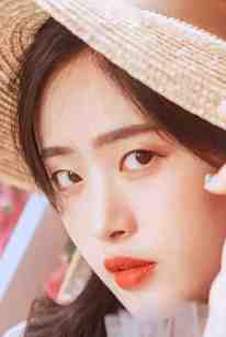 校车侧翻，我却在警局门口对乞丐又打又骂