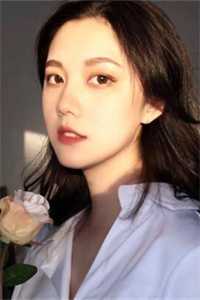 被渣离婚后，闪婚前夫他孪生哥哥