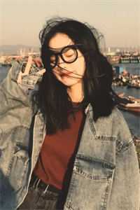 沈妤的童年