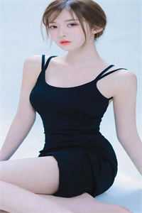 老婆全村死光光，她陪初恋农家乐