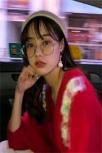 上了一天班，回家女友还要作妖