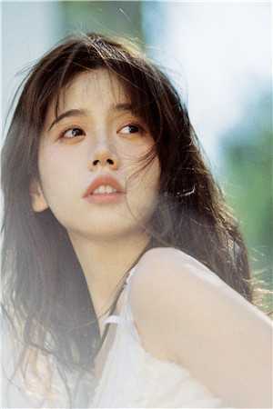 觉醒系统，我的闪婚老婆是福包