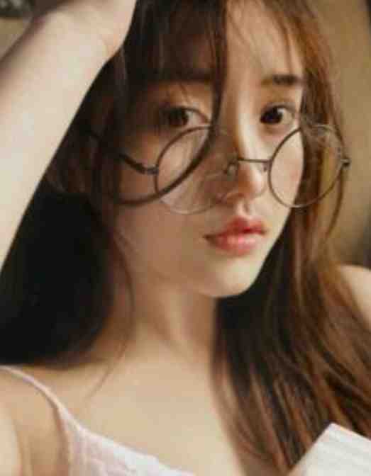 军婚甜蜜蜜：小可怜在七零赚麻了