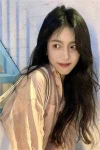 顾少强宠：手握玄学的缠人前妻飒爆了