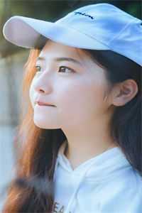 黄昏映入你眼眸