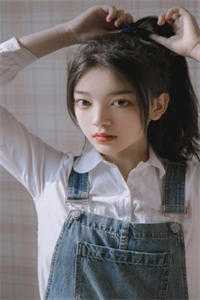 妻子和女儿偏心资助生后，我选择脱离世界