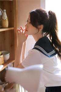 雨送黄昏花易落
