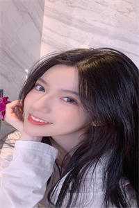 太子妃表姐失手摔死八胎龙宝后