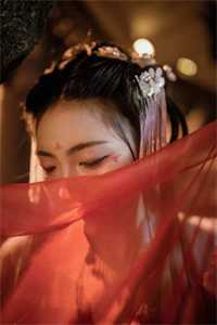 和亲惨死，重生归来当女王