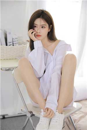 我被未婚夫送进夜色，他却不知道那是我的地方
