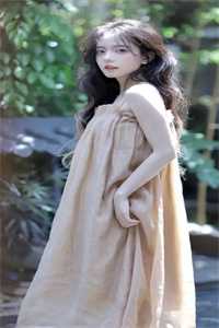 封为太子妃后，侧妃割我后背的凤凰图腾领赏C500