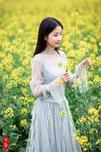 未婚妻把我变成现实世界的楚门