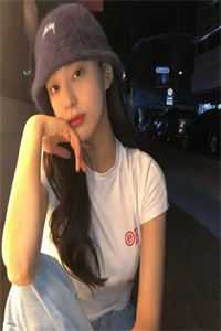封后大典上，白月光她杀疯了