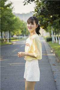 妈妈车祸大出血，哥哥却忙着陪养妹过生日