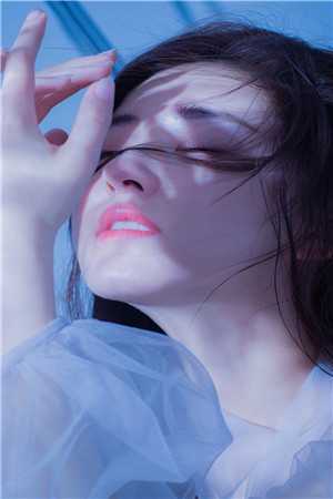 重回庶姐诈死那天，我带着娘亲杀穿皇朝
