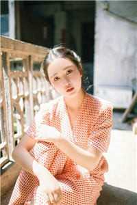 装穷女友背叛我后，我不要她了