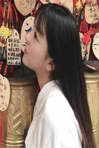重生后，选择跟妈妈的弟弟哭惨了