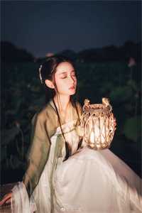 结婚八周年，礼物居然是丁克老公的私生女