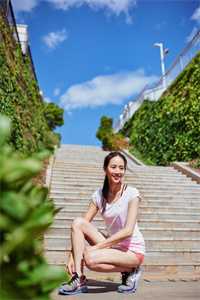 重生后打脸伤害妈妈的白莲花闺蜜