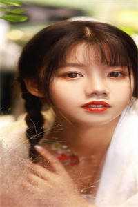 离婚出国后，画家妻子悔不当初