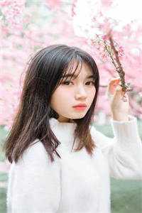 跳入魔渊后，修无情道的师尊自堕为魔