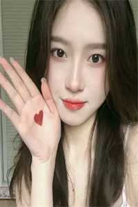 离婚出国后，画家妻子悔不当初