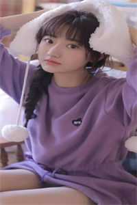听到皇帝心声后，我成了他宠妃