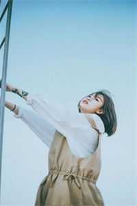 梨花落雪，与君长诀