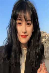 为救皇贵妃，他留我在火场等死