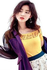 娶了美女总裁后，我的人生开挂了