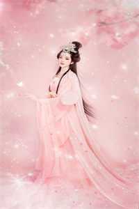 星光下的迷彩吻